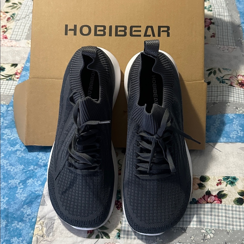 Hobibear barefoot women’s gray slip on shoe